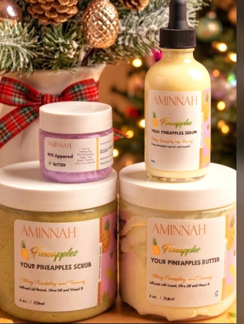 Aminnah Pineapples Set Nwt.  Ready To Gift!